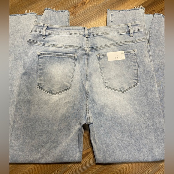 4/$16 Risen Jeans - Picture 5 of 13
